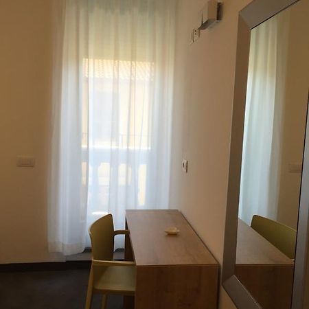 R&B La Calzoleria Hotel Mori Luaran gambar