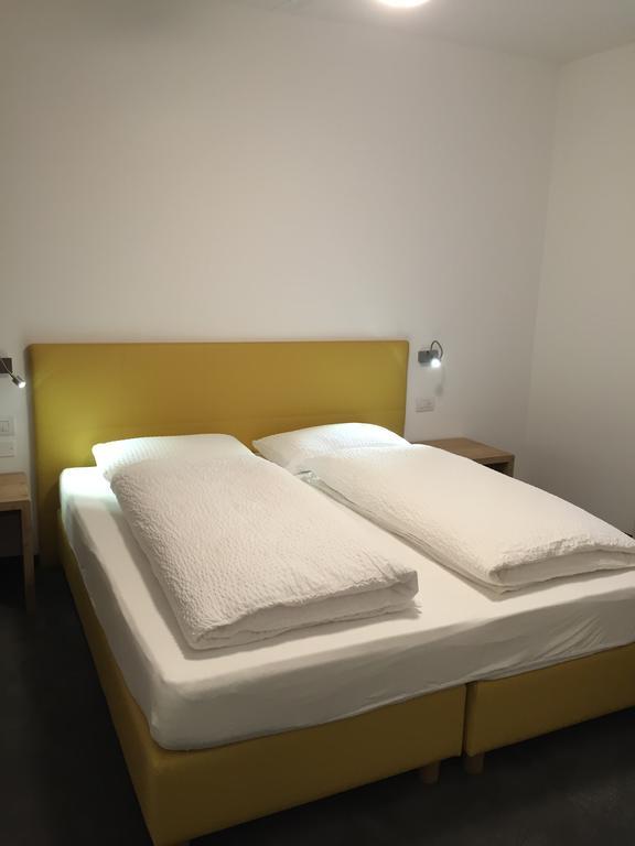 R&B La Calzoleria Hotel Mori Bilik gambar